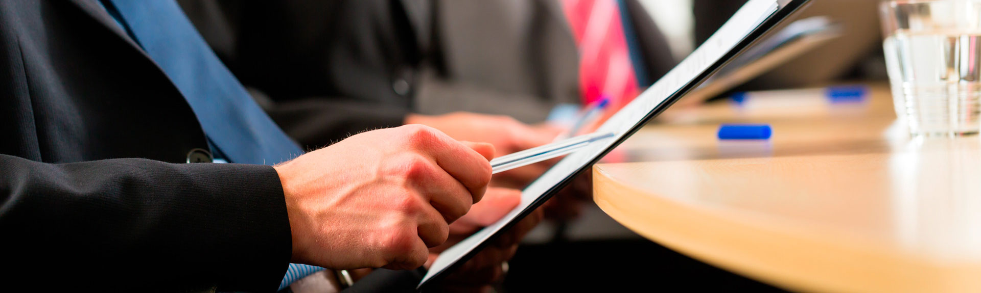 Business Contract Lawyer